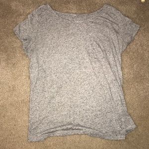 cute gray short sleeve top!